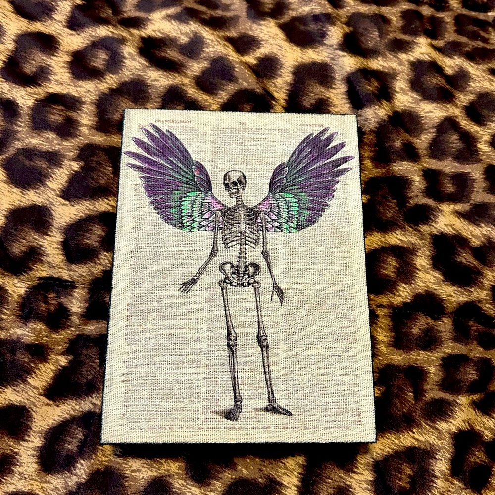 Small Skeleton Box Sign